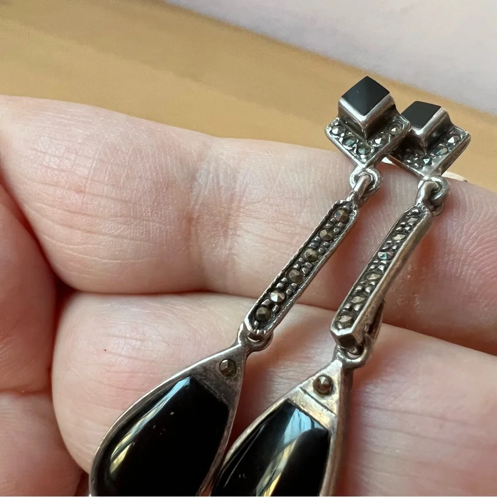 VINTAGE BLACK ONYX & MARCASITES DANGLE DROP STERLING EARRINGS